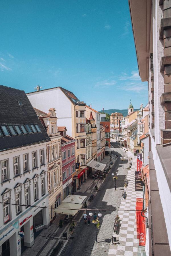 Grand Apartments In The Centre Of Teplice Eksteriør billede